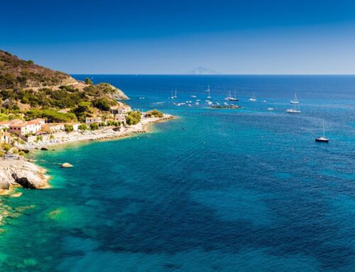 Il paese di Pomonte all’isola d’Elba